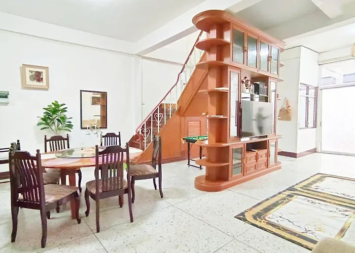 Sukhumvit 81 Haven House- Bts Onnut Дом отдыха Бангкок